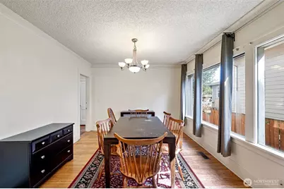 5016 7th Ave NE, Seattle, WA 98105 - Photo 9