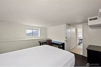 5016 7th Ave NE, Seattle, WA 98105 - Photo 29
