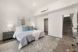 2019 W Bertona, Seattle, WA 98199 - Photo 9