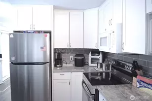 15232 SE 272nd St, Kent, WA 98042 - Photo 9