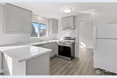 10601 55th Avenue S, Seattle, WA 98178 - Photo 9