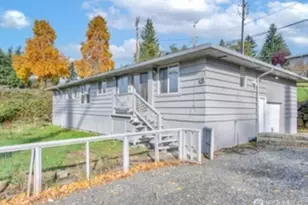 10601 55th Ave S, Seattle, WA 98178 - Photo 3