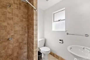 10601 55th Ave S, Seattle, WA 98178 - Photo 13