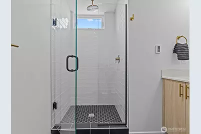 8324 16th Avenue NW #E, Seattle, WA 98117 - Photo 17