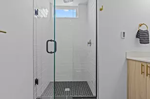 8324 16th Ave NW, Seattle, WA 98117 - Photo 17