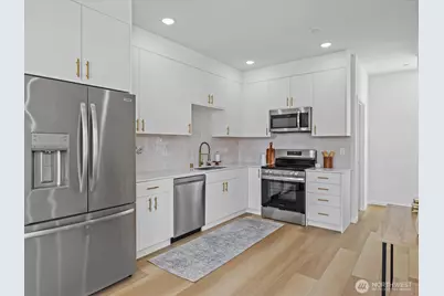 8324 16th Avenue NW #E, Seattle, WA 98117 - Photo 9