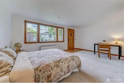 7868 Green Lake Drive N #Unit 9, Seattle, WA 98103 - Photo 5