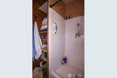 811 W Market Street, Aberdeen, WA 98520 - Photo 13