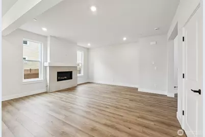 6414 213th (Lot 4) Avenue Ct E, Bonney Lake, WA 98391 - Photo 9