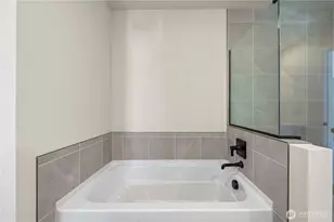 13916 178th St E, Puyallup, WA 98374 - Photo 21