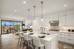 10824 (Hs 79) 120th Ln NE, Kirkland, WA 98033 - Photo 3