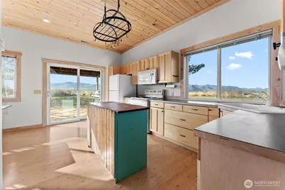 143 Harrier Hill Road, Winthrop, WA 98862 - Photo 5