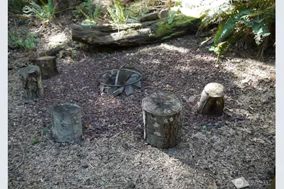 8042 Island Court, Clinton, WA 98236 - Photo 3