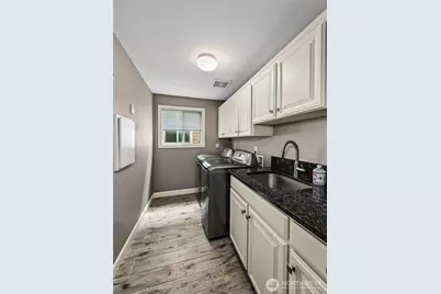 22218 5th Avenue S #101, Des Moines, WA 98198 - Photo 17