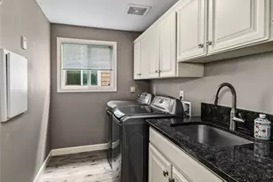 22218 5th Ave S, Des Moines, WA 98198 - Photo 17