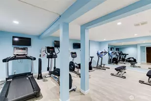 7021 Sand Point Way, Seattle, WA 98115 - Photo 23