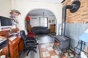 811 W Market St, Aberdeen, WA 98520 - Photo 9