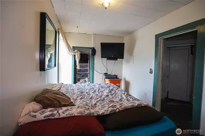 811 W Market Street, Aberdeen, WA 98520 - Photo 17