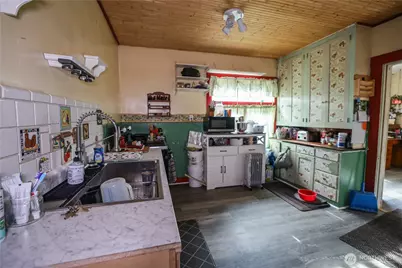 811 W Market Street, Aberdeen, WA 98520 - Photo 11