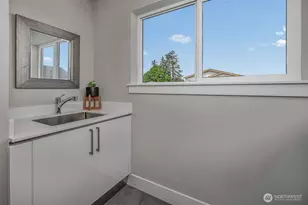 1515 141st St E, Tacoma, WA 98445 - Photo 33