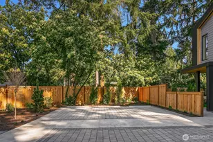 12249 NE 66th St, Kirkland, WA 98033 - Photo 33