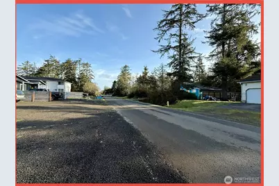609 Sunset Avenue NE, Ocean Shores, WA 98569 - Photo 33