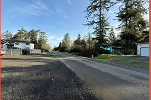 609 Sunset Ave NE, Ocean Shores, WA 98569 - Photo 33