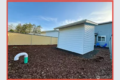 609 Sunset Avenue NE, Ocean Shores, WA 98569 - Photo 11