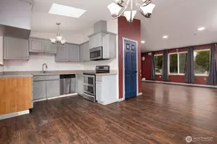 9047 Pepperidge Ln SE, Yelm, WA 98597 - Photo 7