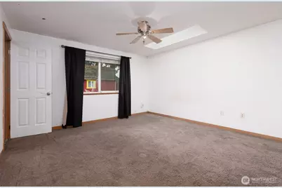 9047 Pepperidge Lane SE, Yelm, WA 98597 - Photo 11