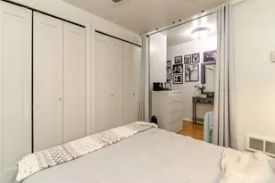 76 Cedar St, Seattle, WA 98121 - Photo 9