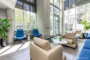 76 Cedar St, Seattle, WA 98121 - Photo 27