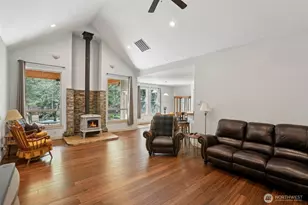 230 Riley Ct, Toutle, WA 98649 - Photo 9