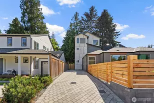 3809 NE 89th St, Seattle, WA 98115 - Photo 3