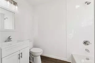 1720 N Wycoff Ave, Bremerton, WA 98312 - Photo 5