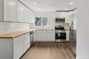 1720 N Wycoff Ave, Bremerton, WA 98312 - Photo 31