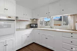 3212 S 182nd Pl, SeaTac, WA 98188 - Photo 5