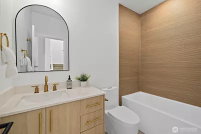 8324 16th Avenue NW #D, Seattle, WA 98117 - Photo 15