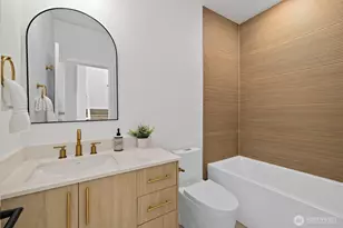 8324 16th Ave NW, Seattle, WA 98117 - Photo 15