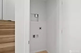 8324 16th Ave NW, Seattle, WA 98117 - Photo 17