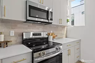 8324 16th Ave NW, Seattle, WA 98117 - Photo 11