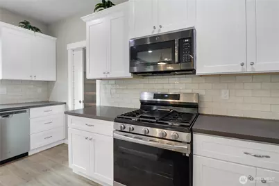 18523 138th Avenue SE, Yelm, WA 98597 - Photo 11