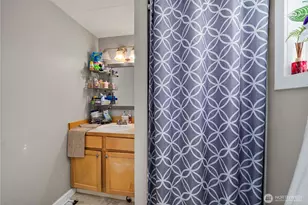 19054 SE 164th St, Renton, WA 98058 - Photo 17