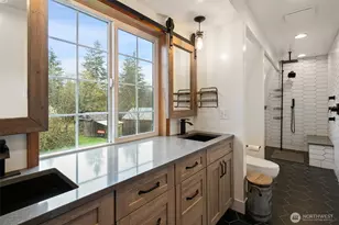 13505 E Victor Rd, Gig Harbor, WA 98329 - Photo 21