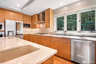 3327 Evergreen Point Road, Medina, WA 98039 - Photo 17