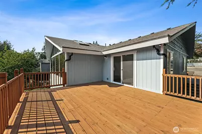 1720 N Wycoff Avenue, Bremerton, WA 98312 - Photo 23