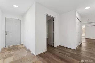 1720 N Wycoff Ave, Bremerton, WA 98312 - Photo 19