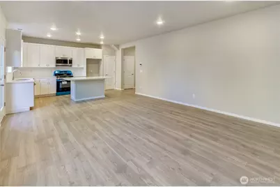 18218 37th Avenue E, Tacoma, WA 98446 - Photo 9