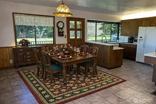 6255 Turkey Hill Rd, Clinton, WA 98236 - Photo 13