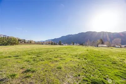 123 Chelan Falls, Chelan Falls, WA 98817 - Photo 15